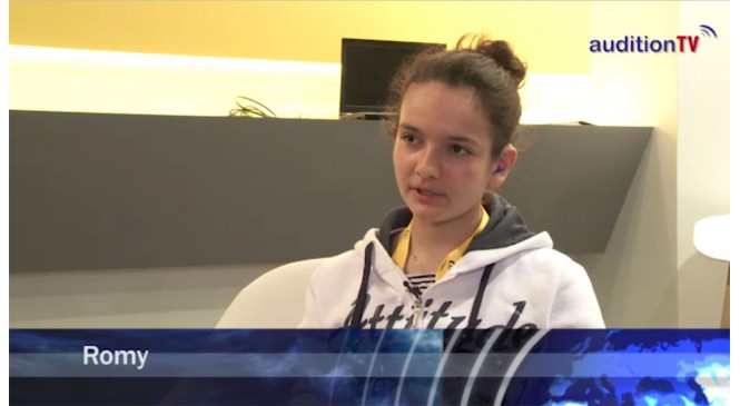 Je vis mon quotidien, l'école et mes passions très bien !